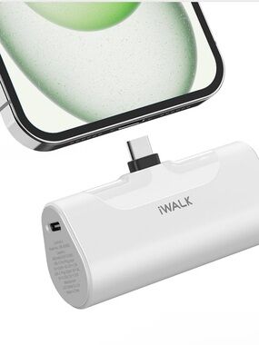 iWalk White Portable USB-C Power Bank for Mobile Charging